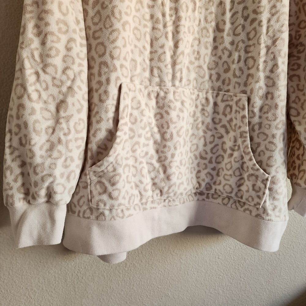 Old Navy Cream Leopard Print Cowl Neck Sweater Xxl - Picture 5 of 8